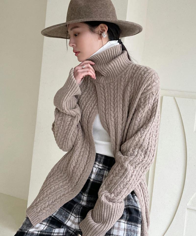 2WAYスリットタートルケーブルニット・全3色・t00039 レディース 【tops】 韓国ファッション トップス タートルネック ハイネック 長袖 ロングスリーブ ツイストニット ケーブルニット ルーズ バックオープン 前後着用 冬 ハイホリHIHOLLI