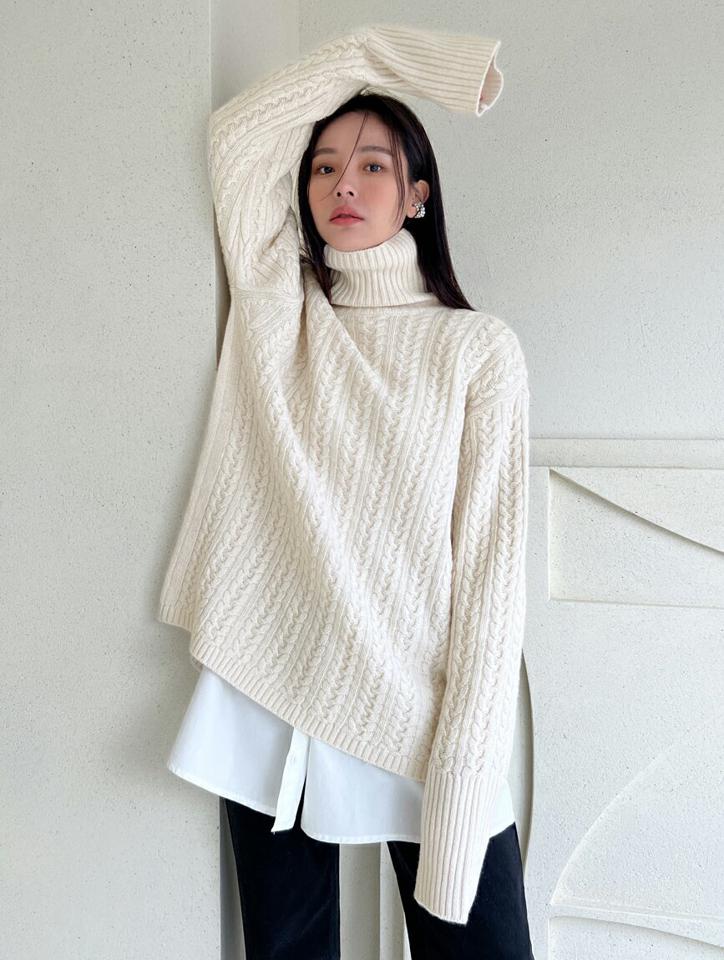 2WAYスリットタートルケーブルニット・全3色・t00039 レディース 【tops】 韓国ファッション トップス タートルネック ハイネック 長袖 ロングスリーブ ツイストニット ケーブルニット ルーズ バックオープン 前後着用 冬 ハイホリHIHOLLI