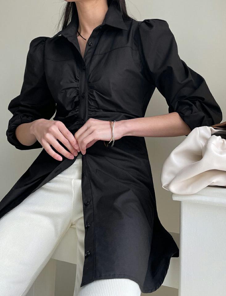 シャーリングロングシャツ・全2色・t00027 レディース 【bl】 韓国ファッション トップス シャツ カラー 襟 ボタン 前開 長袖 パフスリーブ パワーショルダー ロングシャツ ロング丈 ギャザー 無地 スリム 細身 カジュアル 冬 ハイホリHIHOLLI