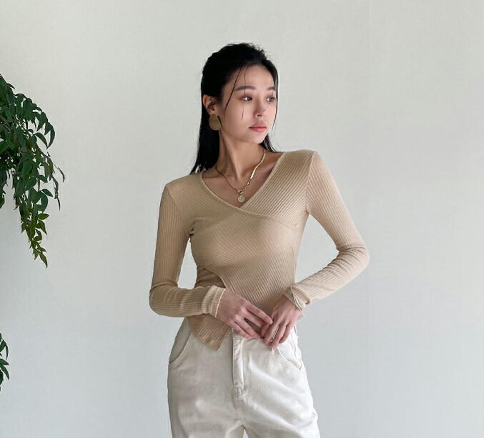 クロスリブTシャツ・全3色・t00020 レディース 【tops】 韓国ファッション トップス Tシャツ カットソー Vネック クロス ラップ カシュクール 長袖 無地 タイト スリム ユニーク カジュアル 冬 ハイホリHIHOLLI