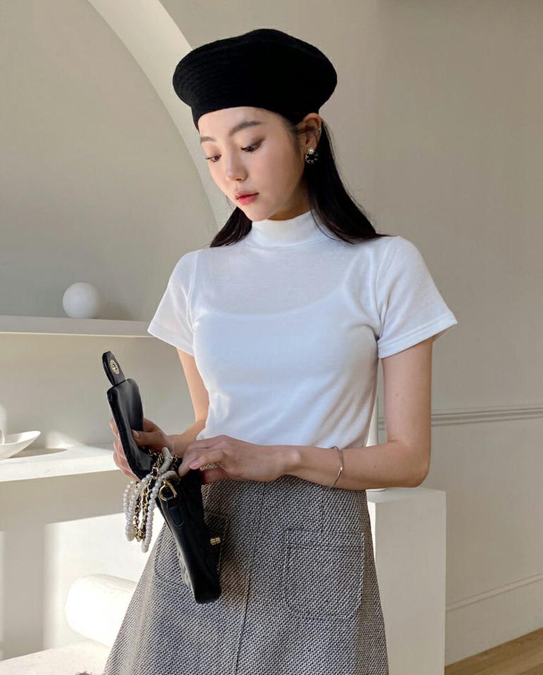 裏起毛半袖ハーフネックTシャツ・全3色・t00031 レディース 【tops】韓国ファッション トップス Tシャツ 大人 半袖 ハーフネック 裏起毛 保温性 無地 ベーシック シンプル 体型カバー 細身 フェミニン カジュアル 秋 冬