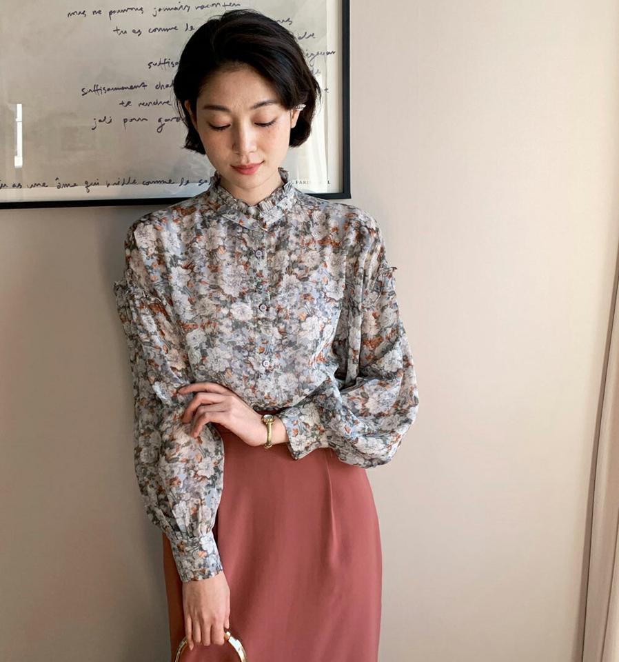 即日配送 フラワーフリルブラウス・全2色・b64537 レディース 【bl】トップス ブラウス 長袖 花柄 フリル ガーリー 大人 フェミニン 華やか かわいい 可愛い 秋 冬 春 韓国ファッション ハイホリHIHOLLI