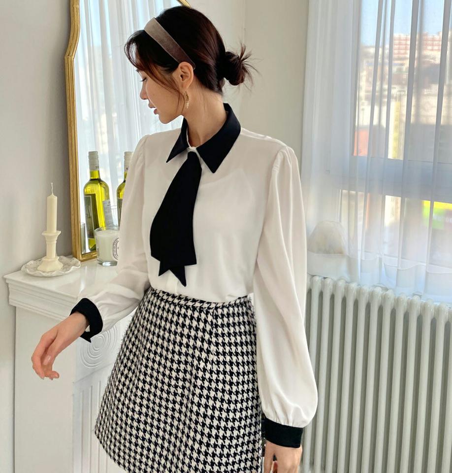 ≪人気商品再入荷≫タイ付配色カラーブラウス・全2色・b66165 レディース 【bl】韓国ファッション トップス ブラウス 長袖 カラーネック タイ付 配色 パール調 ボタン メリハリ ギャザー シンプル 大人 カジュアル フェミニン 春 バイカラー 秋 冬