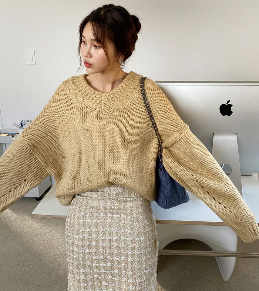 Vネックオーバーフィットニット・全4色・t66166 レディース 【tops】韓国ファッション トップス ニット 大人 長袖 Vネック オーバーフィット ルーズ パンチング 無地 ベーシック シンプル 体型カバー フェミニン カジュアル 秋 冬