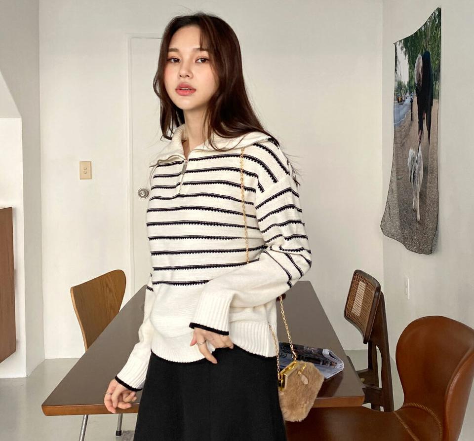 ボーダーハーフジップニット・全4色・b66157 レディース 【tops】韓国ファッション トップス ニット 大人 長袖 ハイネック カラーネック ボーダー ハーフジップ 配色 ルーズ シンプル フェミニン カジュアル 秋 冬