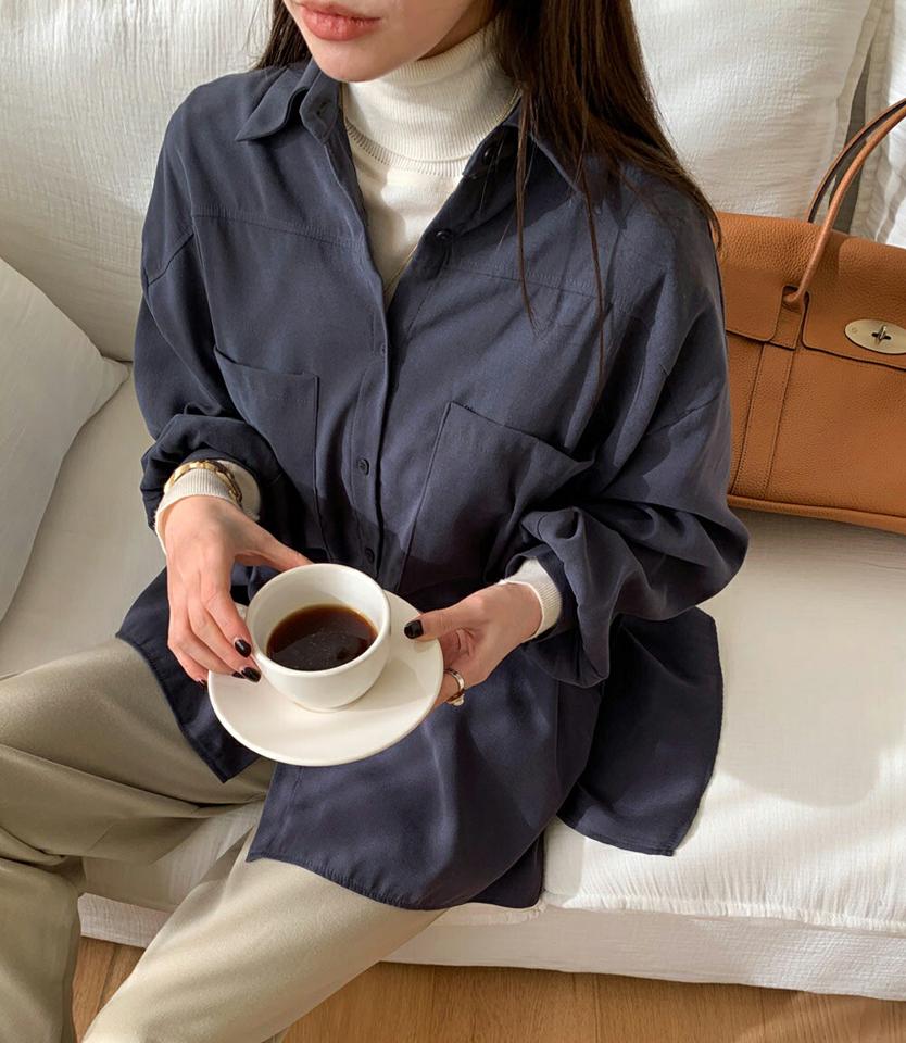 オーバーフィットカラーシャツ・全3色・t71519 レディース 【bl】トップス シャツ 長袖 オーバーサイズ ゆったり 単色 無地 シンプル ベーシック 大人 きれいめ スリット アンバランス 秋 冬 韓国ファッション ハイホリHIHOLLI