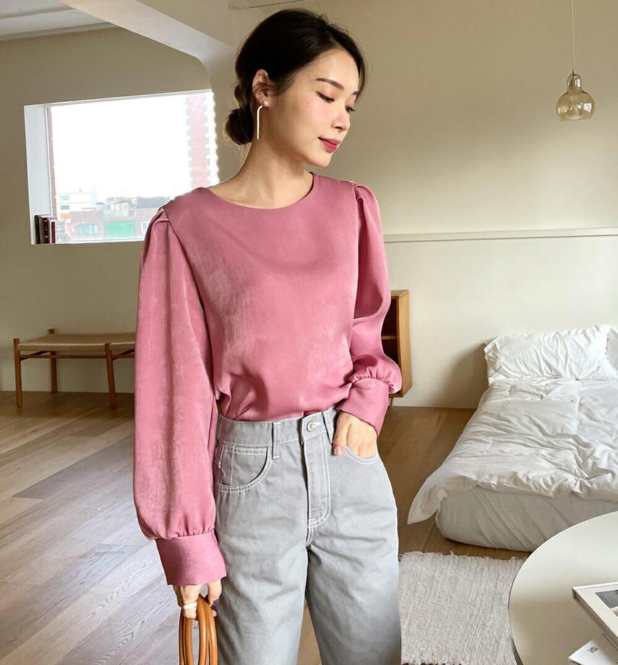 シルキーラウンドブラウス・全5色・t71515 レディース 【bl】トップス ブラウス 長袖 シルキー 光沢 単色 無地 シンプル 大人 パフスリーブ パフ袖 レディ 秋 冬 韓国ファッション ハイホリHIHOLLI