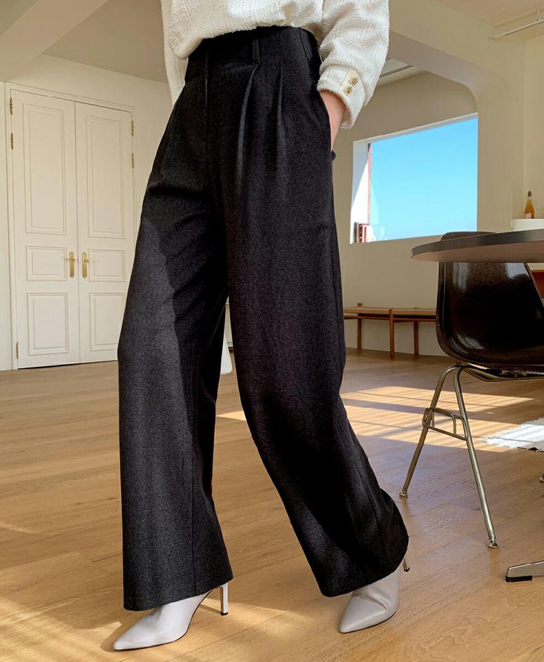 裏起毛タックスラックス・全2色・t71533 レディース 【pt】スラックス パンツ ズボン ロングパンツ 長ズボン タック シンプル カジュアル ベーシック 大人 オフィスカジュアル ワイド ハイウエスト きれいめ 冬 韓国ファッション ハイホリHIHOLLI