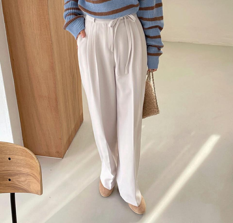 リボンワイドスラックス・全3色・t66111 レディース 【pt】韓国ファッション ボトムス ロング ロングパンツ スラックスパンツ スラックス リボン ワイド ストレート ツータック ハイウエスト 無地 シンプル 体型カバー フェミニン 秋 冬