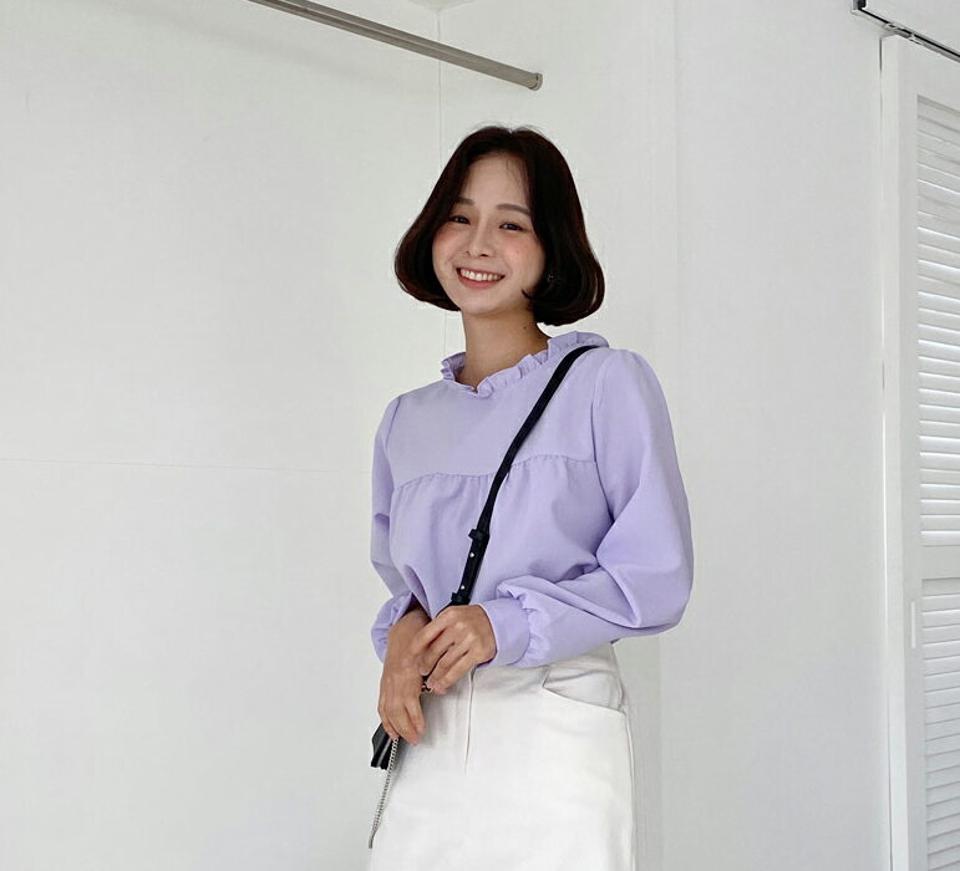 ネックフリルギャザーブラウス・全4色・t66096 レディース 【bl】韓国ファッション トップス ブラウス 長袖 ラウンドネック フリル ギャザー オーバーサイズ 無地 シンプル パステル 大人 体型カバー カジュアル フェミニン 春 秋 冬