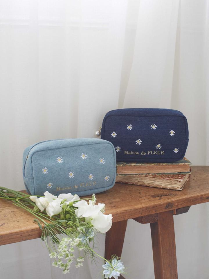 デイジーデニム刺繍スクエアポーチ