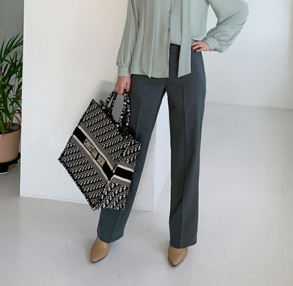 ワイドスラックス・全3色・t00067 レディース 【pt】スラックス パンツ ズボン ロングパンツ 長ズボン ワイド 単色 無地 シンプル 大人 ストレート センタ—プレス オフィスカジュアル 秋 冬 春 韓国ファッション ハイホリHIHOLLI