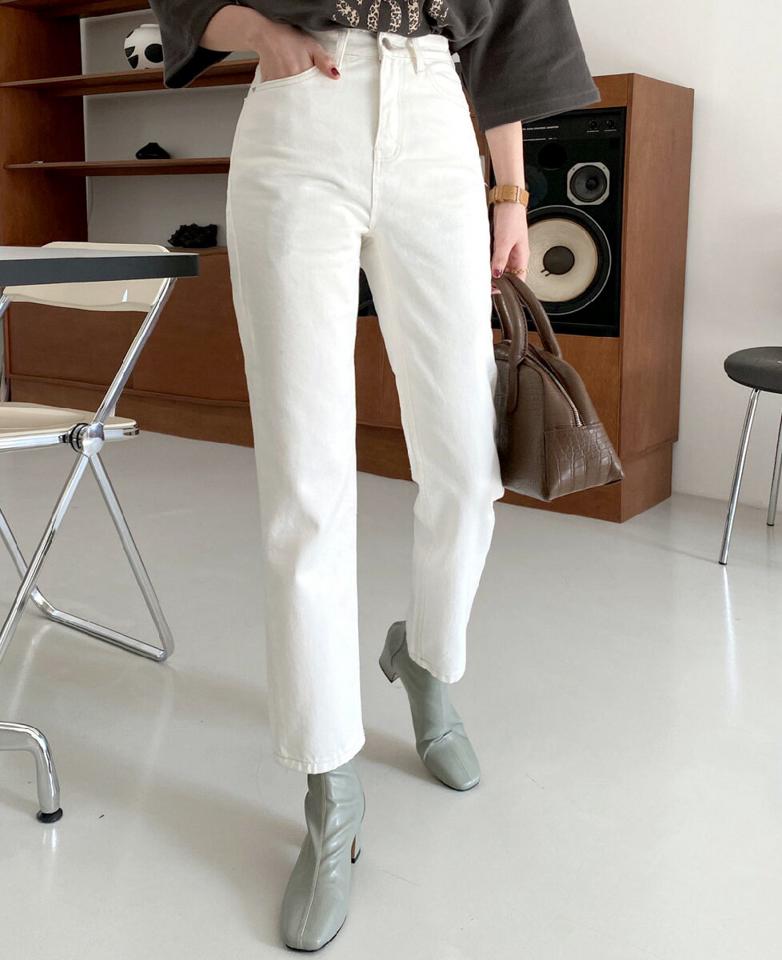 コットンストレートパンツ・全2色・b66535 レディース 【pt】韓国ファッション ボトムス ロング ロングパンツ コットン ストレートパンツ ハイウエスト 無地 ベーシック シンプル 体型カバー フェミニン カジュアル 秋 冬