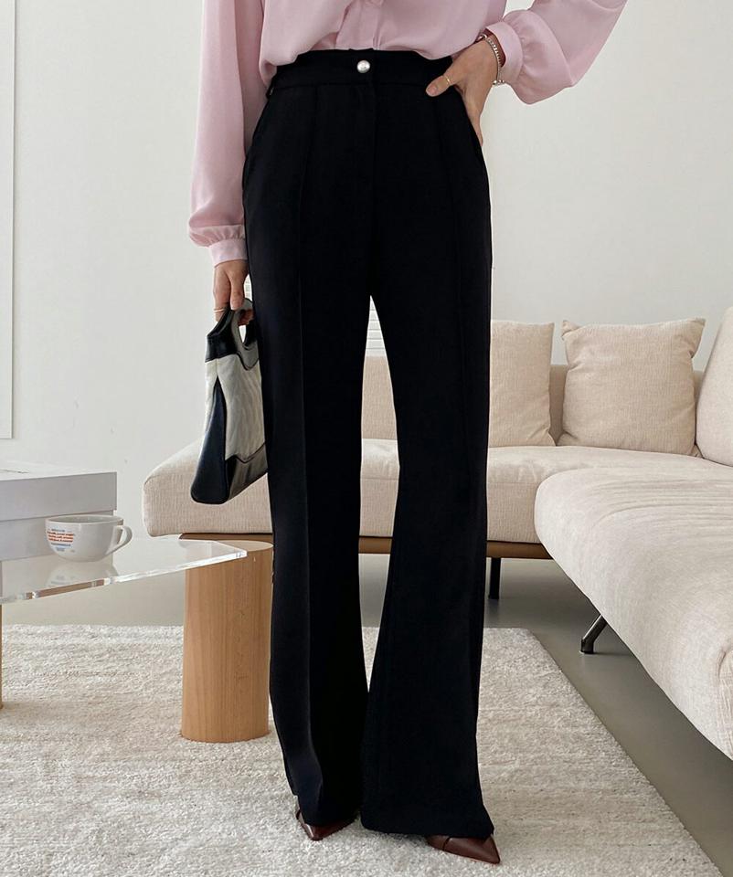 パール調ボタンフレアスラックス・全3色・b66110 レディース 【pt】韓国ファッション ボトムス ロング ロングパンツ スラックスパンツ スラックス パール調 ボタン フレア ハイウエスト 無地 シンプル フェミニン 高級感 秋 冬