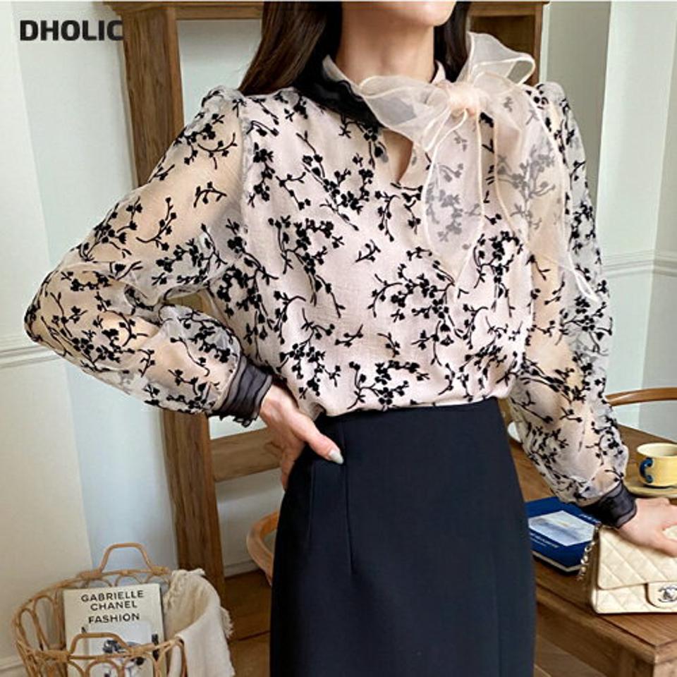 スカーフ付フラワーレースブラウス・全3色・b65281 レディース 【bl】韓国ファッション トップス ブラウス 長袖 Vスリット スカーフ付 レース 花柄 フローラル フラワー 刺繍 シンプル 大人 体型カバー カジュアル フェミニン 春 秋 冬