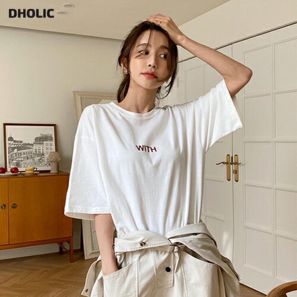 WITHレタリング半袖Tシャツ・全3色・t65254 レディース 【tops】韓国ファッション トップス Tシャツ 大人 半袖 ラウンドネック レタリング 英字 ロゴ シンプル デイリー スリット ルーズ 体型カバー 細身 フェミニン カジュアル 秋 冬