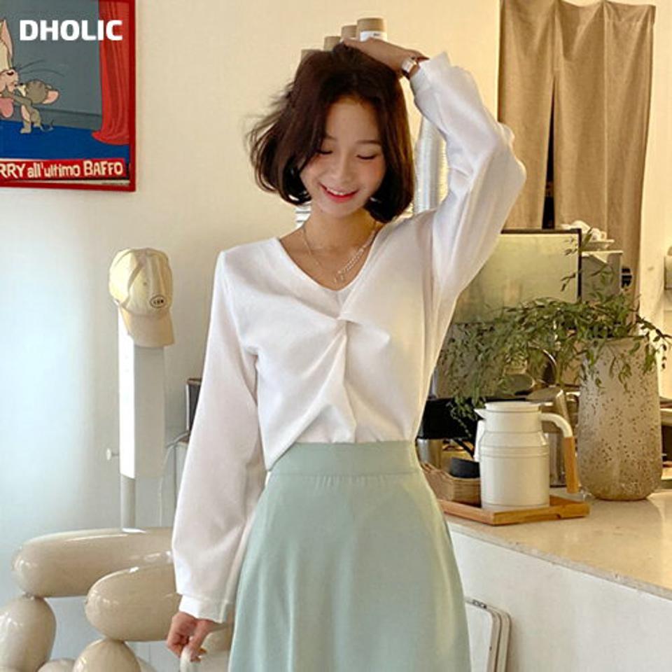 ツイストブラウス・全4色・t63253 レディース 【bl】韓国ファッション トップス ブラウス 長袖 Vネック モダン ツイスト ルーズ 無地 シンプル 大人 体型カバー カジュアル フェミニン 春 秋 冬