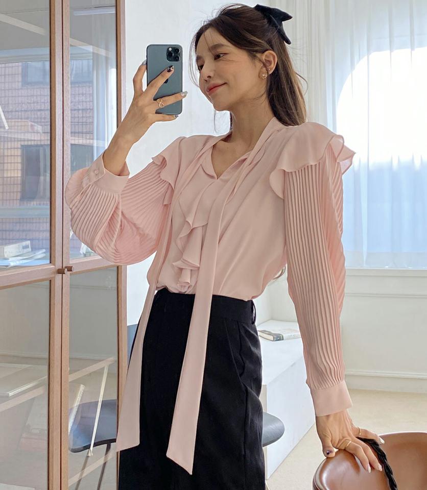 プリーツスリーブボウタイブラウス・全5色・t65297 レディース 【bl】韓国ファッション トップス ブラウス 長袖 フリル 襟コンシャス プリーツスリーブ ボウタイ 無地 シンプル 大人 カジュアル フェミニン 春 秋 冬