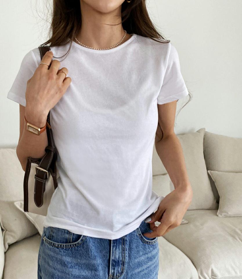 クロップド半袖Tシャツ・全6色・t65327 レディース 【tops】韓国ファッション トップス Tシャツ 大人 半袖 ラウンドネック スリム クロップド丈 無地 ベーシック シンプル 体型カバー 細身 フェミニン カジュアル 秋 冬