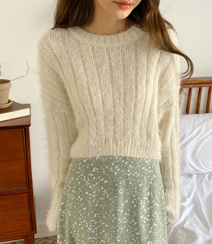 【只今10%OFF】ファータッチラウンドニット・全6色・t00093 レディース 【tops】韓国ファッション トップス ニット 大人 長袖 ラウンドネック ファータッチ テクスチャー クロップド丈 ドロップショルダー カラーニット シンプル 体型カバー 秋 冬【ニットセール】