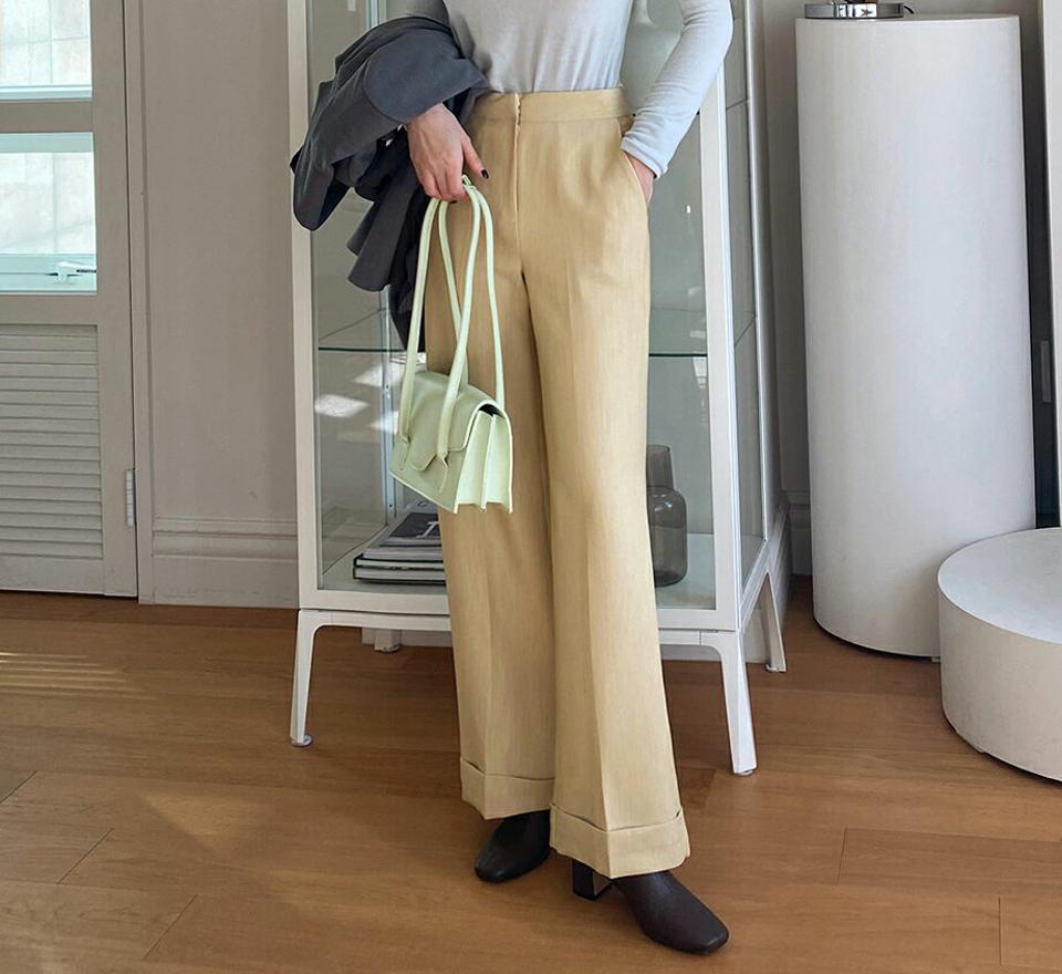 ロールアップワイドスラックス・全2色・t00103 レディース 【pt】スラックス パンツ ズボン ロングパンツ 単色 無地 シンプル ベーシック ワイド 大人 きれいめ 黄色 春 秋 冬 韓国ファッション ハイホリHIHOLLI