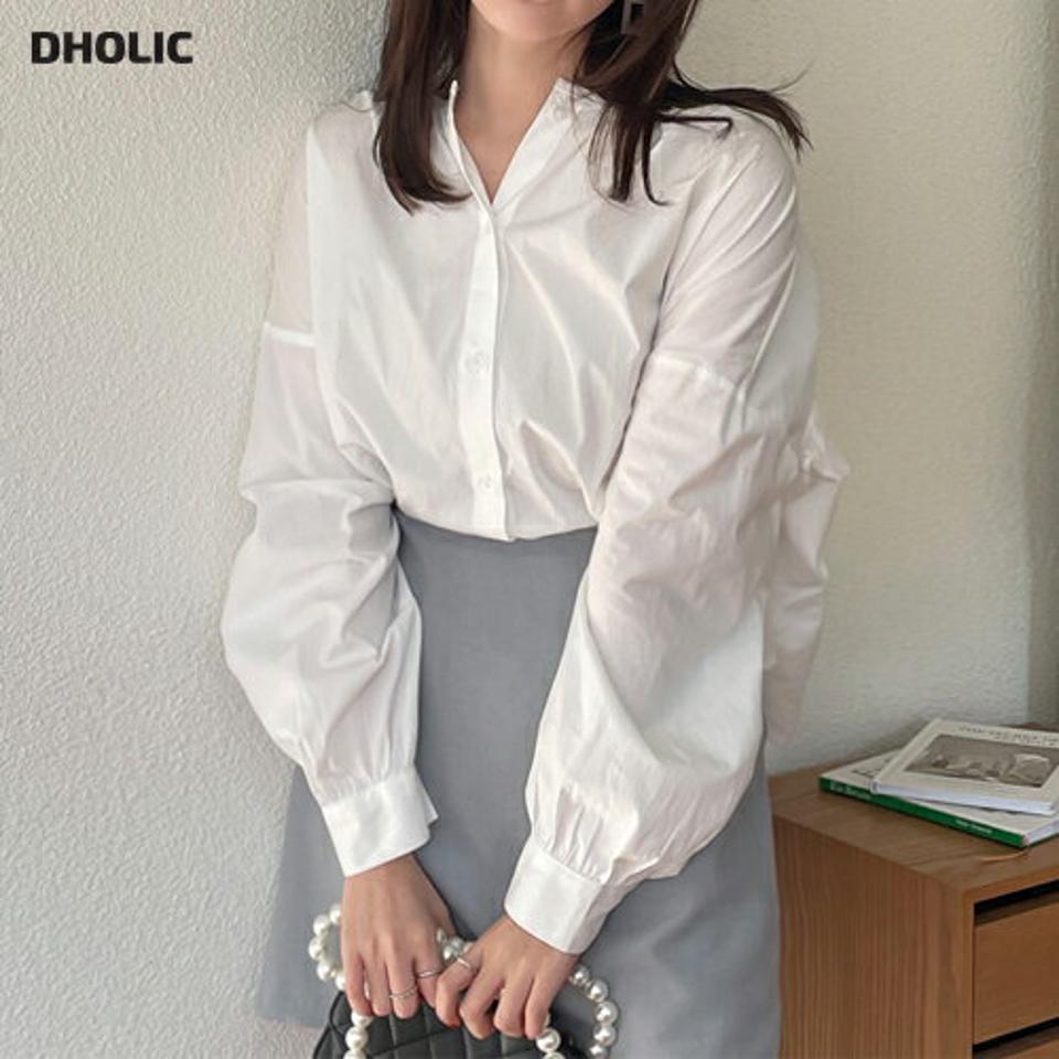 バックラッフルラウンドブラウス・全2色・t66309 レディース 【bl】韓国ファッション トップス ブラウス 長袖 ラウンドネック バックラッフル ギャザー アンバランス丈 無地 シンプル 大人 体型カバー カジュアル フェミニン 春 秋 冬