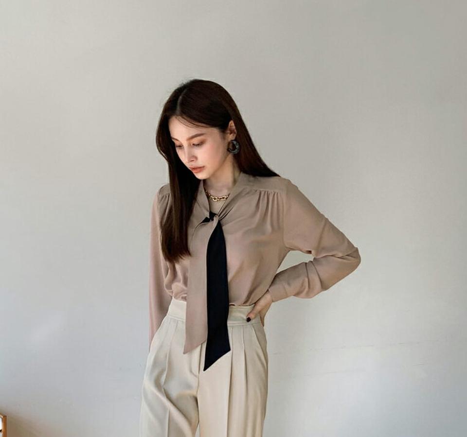 配色ボウタイブラウス・全3色・t00089 レディース 【bl】トップス ブラウス 長袖 ボウタイ 配色 襟コン シンプル モダン 大人 オフィスカジュアル きれいめ Vネック 春 秋 冬 韓国ファッション ハイホリHIHOLLI