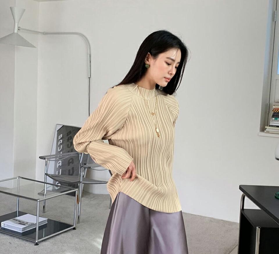 プリーツハーフネックブラウス・全5色・b00087 レディース 【bl】トップス ブラウス 長袖 プリーツ ハーフネック フェミニン 光沢感 大人 パステル 上品 きれいめ 単色 クラシック 春 秋 冬 韓国ファッション ハイホリHIHOLLI