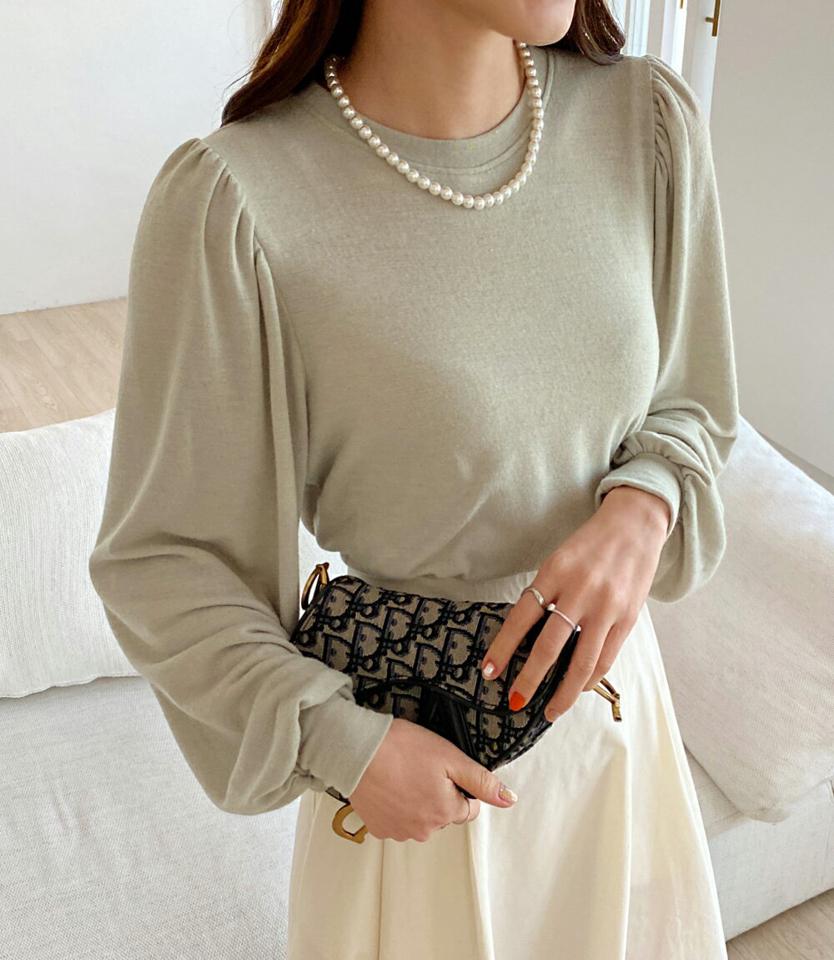 パフスリーブTシャツ・全5色・t71548 レディース 【tops】トップス Tシャツ 長袖 パフ袖 ボリューム袖 単色 無地 シンプル 大人 フェミニン 春 秋 韓国ファッション ハイホリHIHOLLI