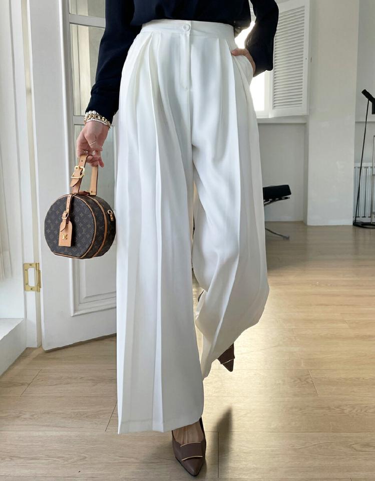 タックワイドスラックス・全3色・t71568 レディース 【pt】パンツ ズボン スラックス ワイドパンツ タック 単色 無地 ハイウエスト シンプル ベーシック 大人 きれいめ 上品 春 秋 冬 韓国ファッション ハイホリHIHOLLI