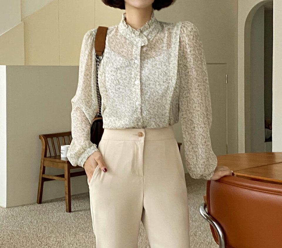 フリルネック花柄ブラウス・全3色・b66570 レディース 【bl】韓国ファッション トップス ブラウス 長袖 フリルネック 小花柄 花柄 フローラル フラワー パフスリーブ シンプル カジュアル フェミニン ガーリー 春 秋 冬