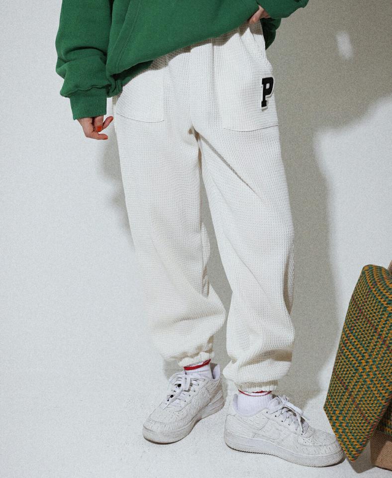 Pパッチワッフルジョガーパンツ・全2色・t00052 レディース 【pt】韓国ファッション ボトムス ロング ロングパンツ Pパッチ ワッフル ジョガーパンツ シンプル 体型カバー フェミニン カジュアル 足長 秋 冬