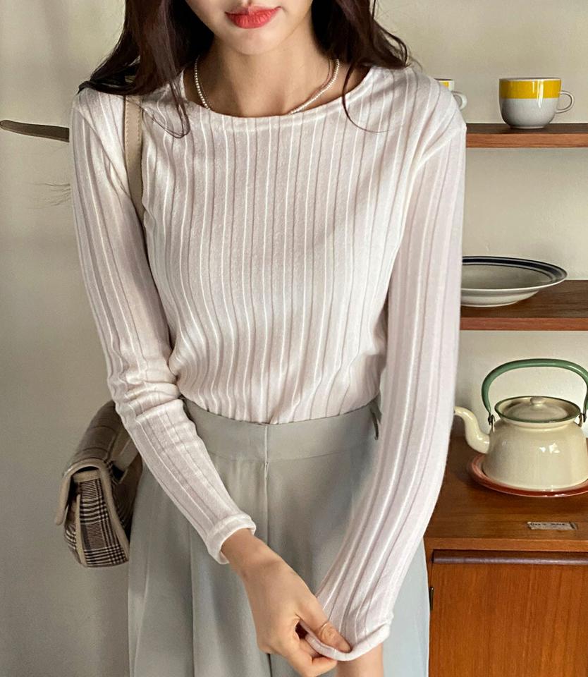 ラウンドリブTシャツ・全4色・t63355 レディース 【tops】韓国ファッション トップス Tシャツ 大人 長袖 ラウンドネック リブ スリム 単色 無地 シンプル 体型カバー 細身 フェミニン カジュアル 秋 冬