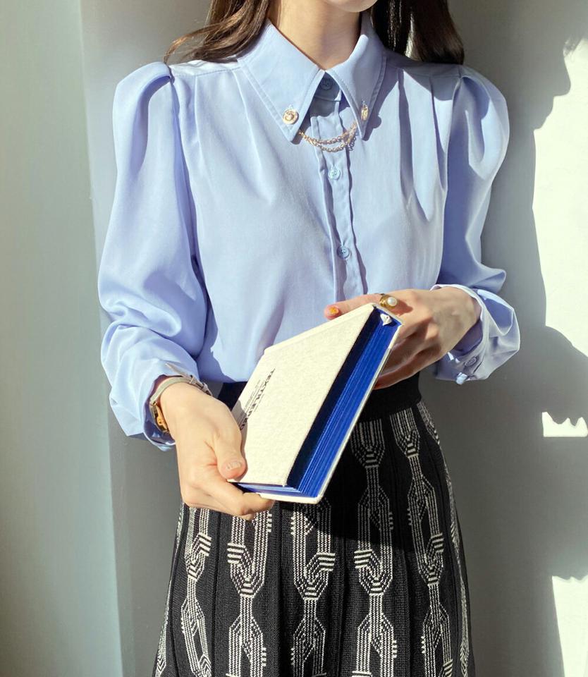 チェーン付パフスリーブカラーシャツ・全4色・b71630 レディース 【bl】トップス シャツ 長袖 パフスリーブ パフ袖 襟コン シンプル 単色 大人 きれいめ 春 秋 韓国ファッション ハイホリHIHOLLI