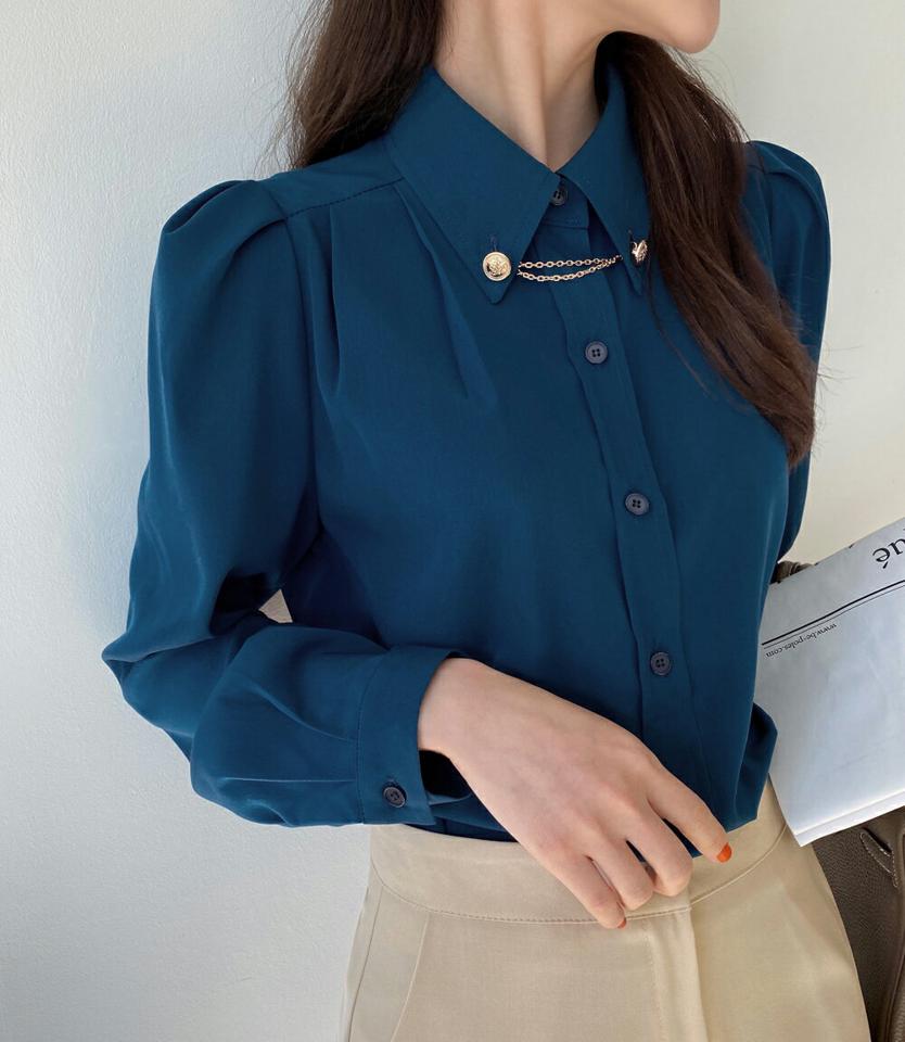 チェーン付パフスリーブカラーシャツ・全4色・b71630 レディース 【bl】トップス シャツ 長袖 パフスリーブ パフ袖 襟コン シンプル 単色 大人 きれいめ 春 秋 韓国ファッション ハイホリHIHOLLI