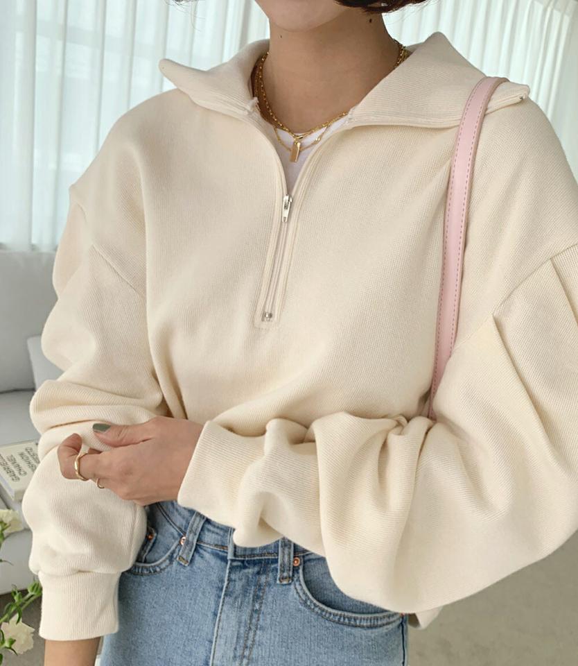 ハーフジップパフTシャツ・全3色・t63361 レディース 【tops】韓国ファッション トップス Tシャツ 大人 長袖 カラーネック ハーフジップ パフスリーブ クロップド丈 無地 シンプル 体型カバー 細身 フェミニン カジュアル 秋 冬