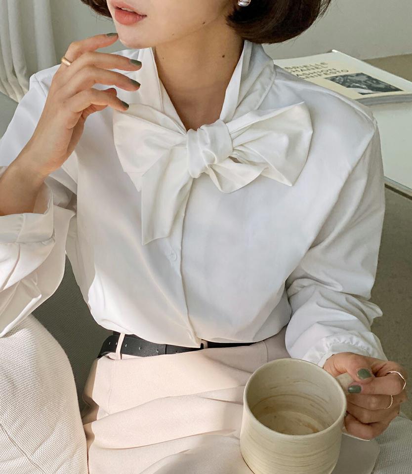 リボンブラウス・全3色・t63356 レディース 【bl】韓国ファッション トップス ブラウス 長袖 ネックリボン 襟コンシャス ボタン 無地 シンプル カジュアル フェミニン 体型カバー ガーリー 春 秋 冬