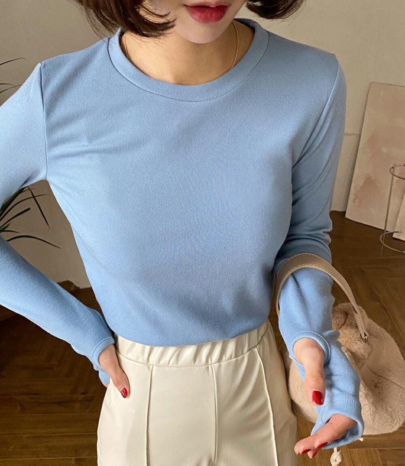 フィンガーホールTシャツ・全4色・t66150 レディース 【tops】韓国ファッション トップス Tシャツ 大人 長袖 ラウンドネック フィンガーホール スリム 無地 シンプル 細身 フェミニン カジュアル デイリー 秋 冬