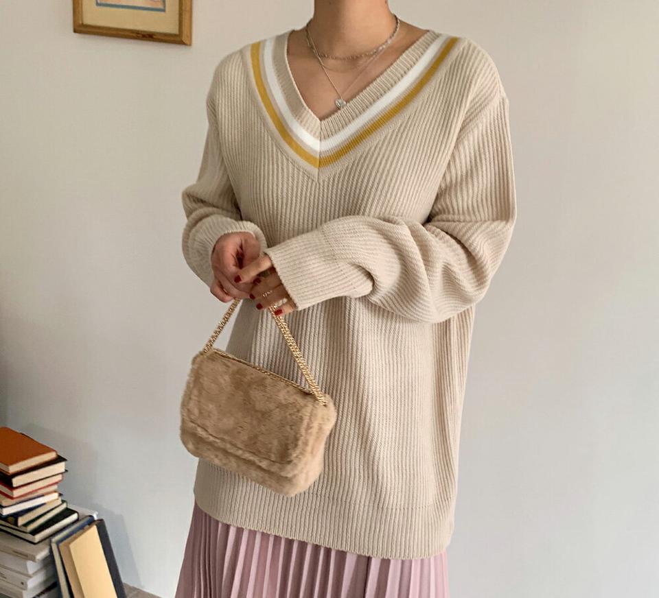 配色ラインロングニット・全4色・a00168 レディース 【tops】韓国ファッション トップス ニット 大人 長袖 Vネック 配色ライン ロングニット ドロップショルダー シンプル 体型カバー フェミニン カジュアル デイリー 秋 冬