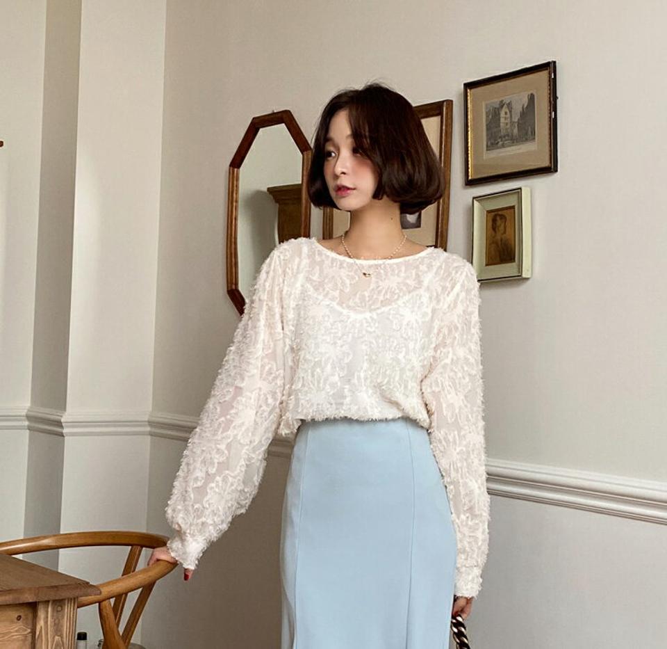 ≪人気商品再入荷≫フローラルテクスチャーブラウス・全3色・b00160 レディース 【bl】韓国ファッション トップス ブラウス 長袖 ラウンドネック レス 花柄 フラワー フローラル テクスチャー カジュアル フェミニン もこもこ ふわふわ 春 秋 冬