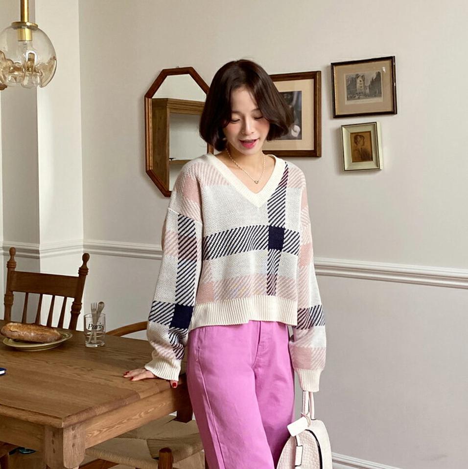 チェックVネックニット・全3色・t00177 レディース 【tops】韓国ファッション トップス ニット 大人 長袖 Vネック チェック柄 ドロップショルダー シンプル 体型カバー フェミニン カジュアル デイリー 秋 冬