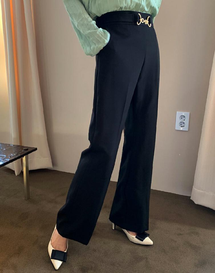 ゴールドバックルスラックス・全2色・t71600 レディース 【pt】スラックス パンツ ズボン ロングパンツ 単色 無地 シンプル ベーシック 大人 きれいめ フルレングス ストレート ハイウエスト 春 秋 冬 韓国ファッション ハイホリHIHOLLI