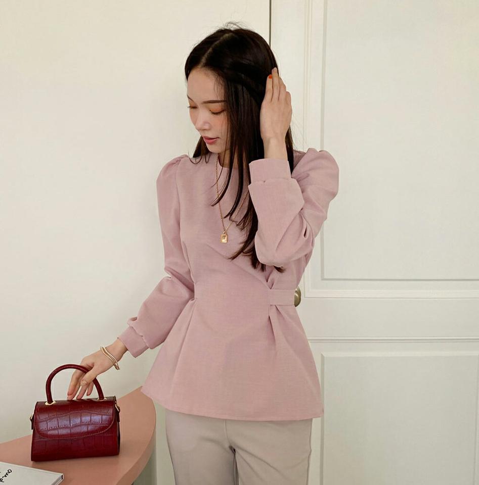 リボンパフブラウス・全4色・t00138 レディース 【bl】トップス ブラウス 長袖 パフスリーブ パフ袖 りぼん 単色 無地 シンプル フェミニン 上品 大人 ウエストマーク ラウンドネック ギャザー パステル 春 秋 冬 韓国ファッション ハイホリHIHOLLI