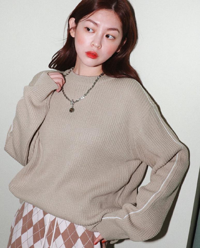 【新作10%OFF】ステッチラインオーバーフィットニット・全5色・a00107 レディース 【tops】韓国ファッション トップス ニット 大人 長袖 ラウンドネック ステッチ オーバーサイズ ルーズ シンプル 体型カバー フェミニン カジュアル 秋 冬