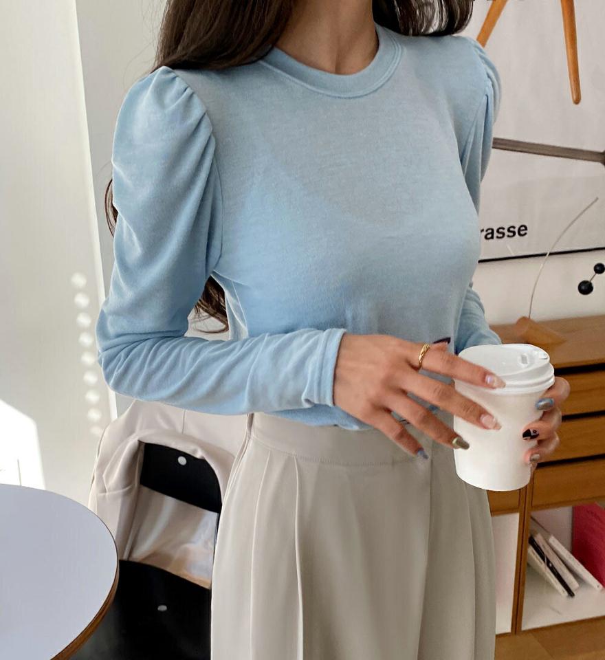 スリーブギャザーラウンドTシャツ・全5色・t00185 レディース 【tops】韓国ファッション トップス Tシャツ 大人 長袖 ラウンドネック スリーブ ギャザー パフスリーブ 無地 シンプル 細身 フェミニン カジュアル 秋 冬