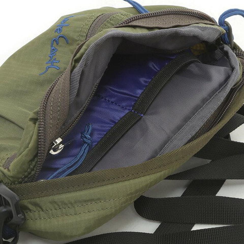 ホールアース（Whole Earth） WAIST BAG-S ウエストバッグ WES17F04-9202 DGRN