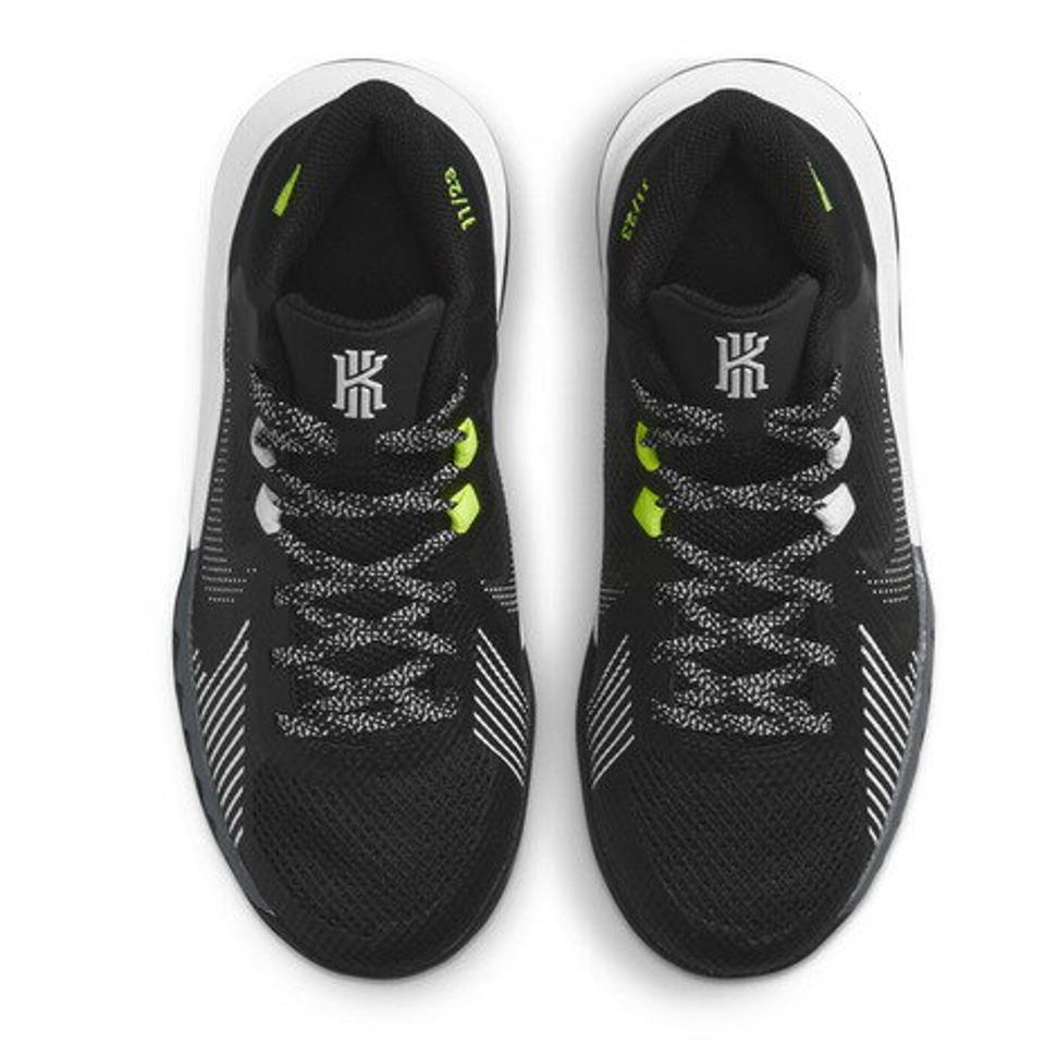 ナイキ(NIKE)(キッズ)ジュニアバスケットシューズ バッシュ カイリー フライトラップ V GS DD0340-002