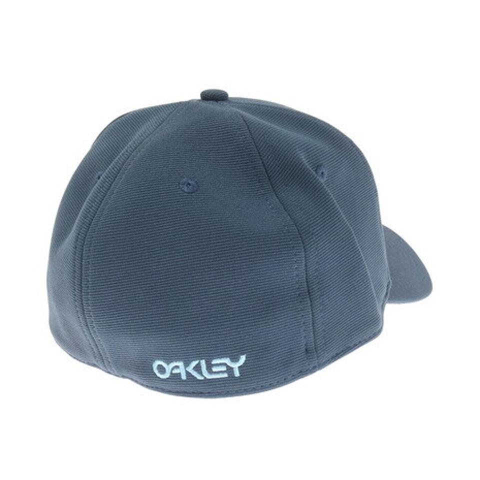 オークリー（OAKLEY）（メンズ）6 Panel Stretch Metallic ハット 912209