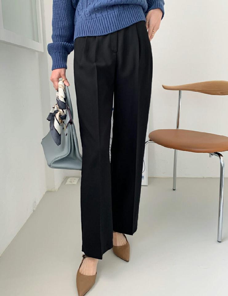 ストレートツータックスラックス・全2色・t00111 レディース 【pt】スラックス パンツ ズボン タック ストレート 単色 無地 シンプル 大人 パステル ハイウエスト オフィスカジュアル 春 秋 冬 韓国ファッション ハイホリHIHOLLI