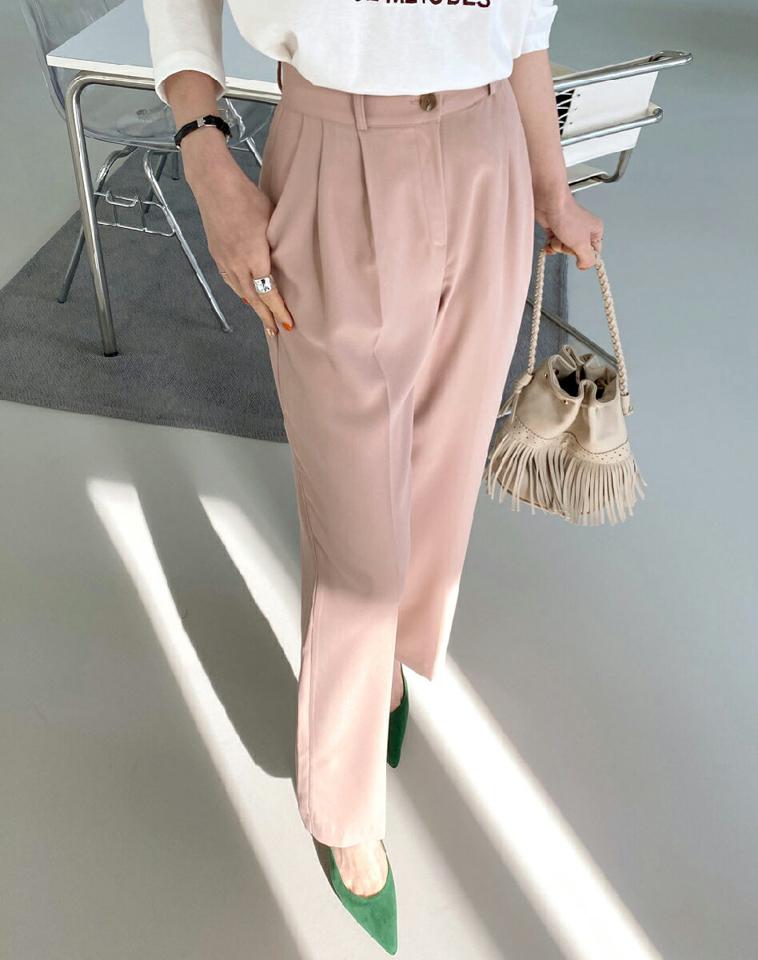 ストレートツータックスラックス・全2色・t00111 レディース 【pt】スラックス パンツ ズボン タック ストレート 単色 無地 シンプル 大人 パステル ハイウエスト オフィスカジュアル 春 秋 冬 韓国ファッション ハイホリHIHOLLI